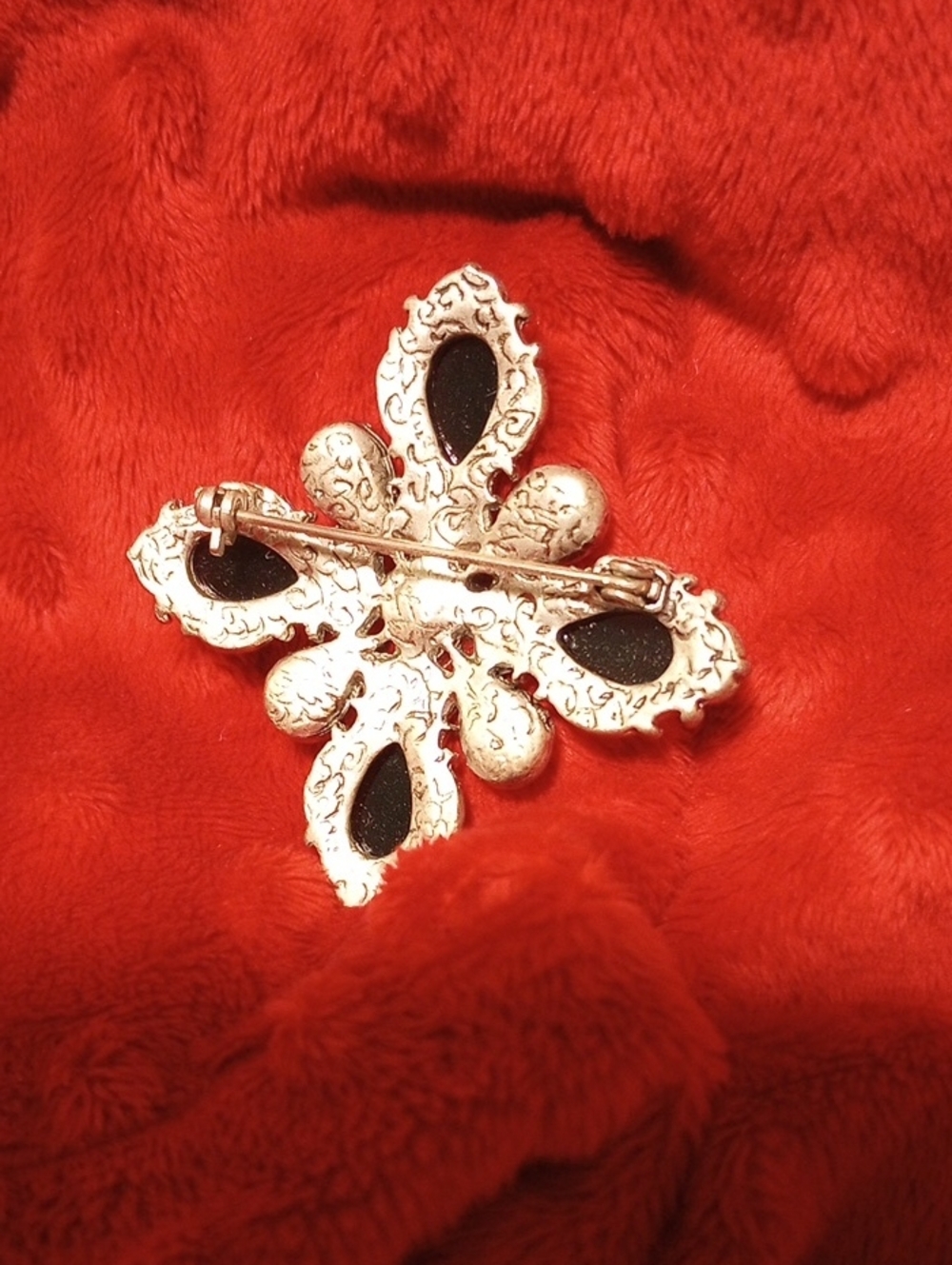 Blue Rhinestone Brooch - Picture 7 of 8
